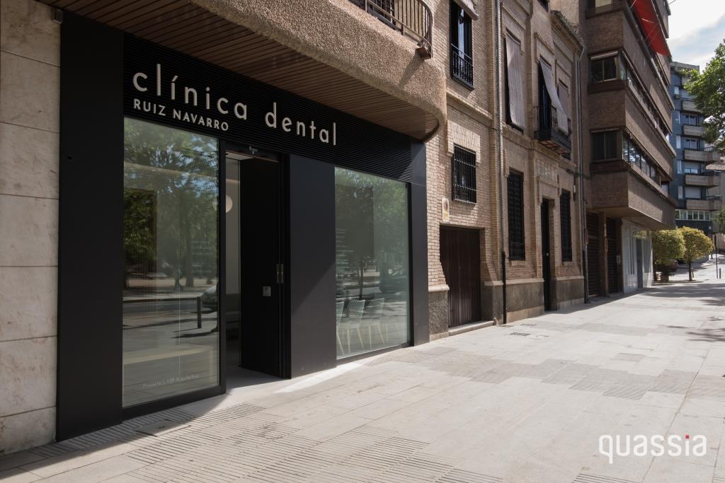 QUASSIA-Clinica Dental Ruiz Navarro-2V0A6358